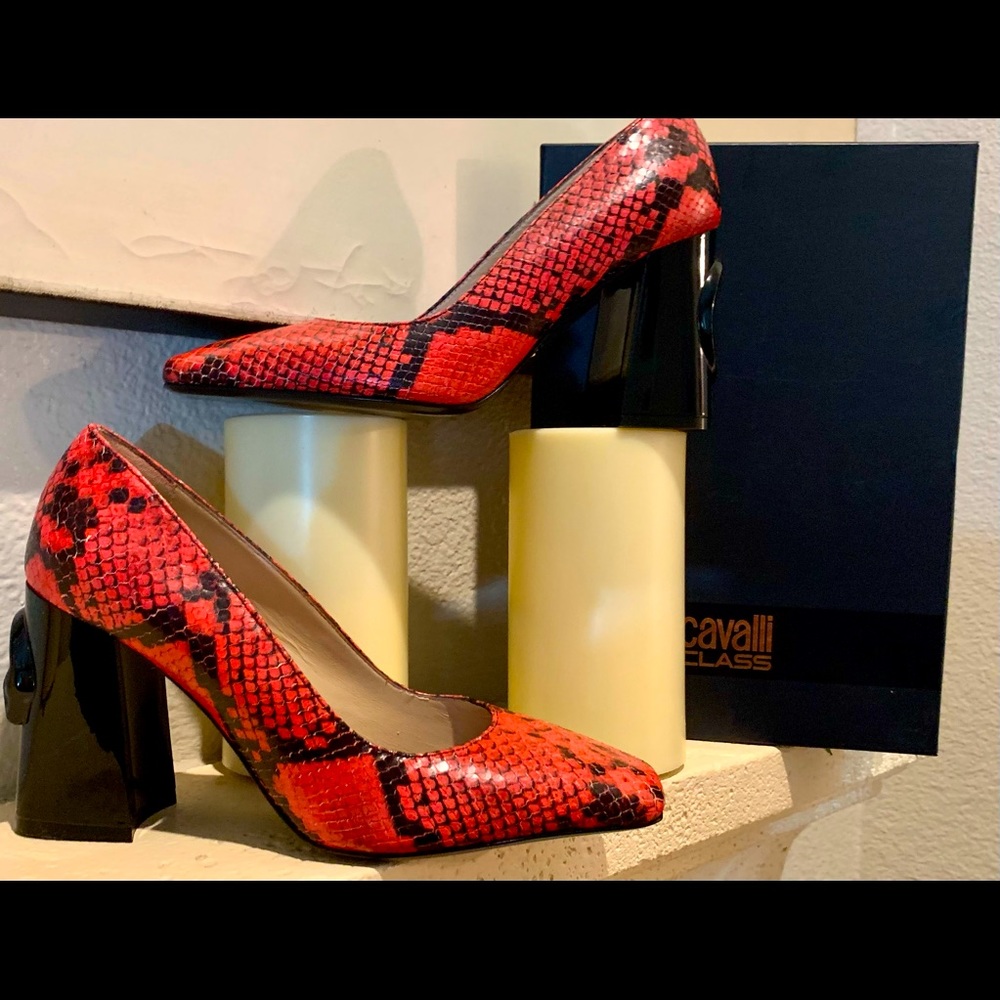 Roberto Cavalli size 7 red snake skin.